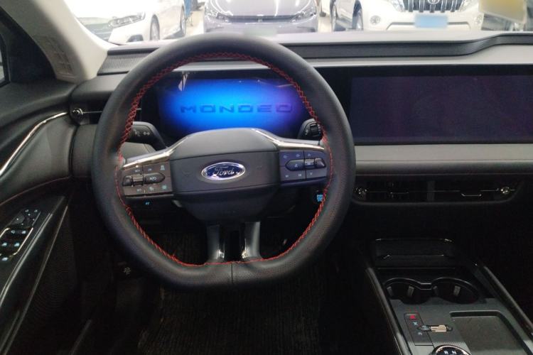 Used Ford Mondeo 2023 EcoBoost 245 Luxury Model Steering Wheel