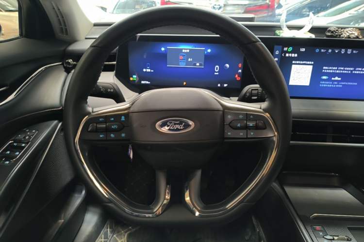 Used Ford Mondeo 2023 EcoBoost 245 Luxury Model Steering Wheel