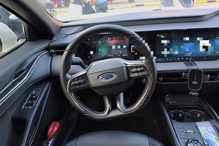 Used Ford Mondeo 2023 EcoBoost 180 Comfort Model Steering Wheel