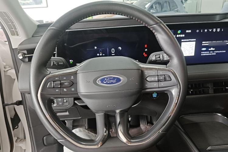 Used Ford Mondeo 2023 EcoBoost 180 Luxury Model Steering Wheel