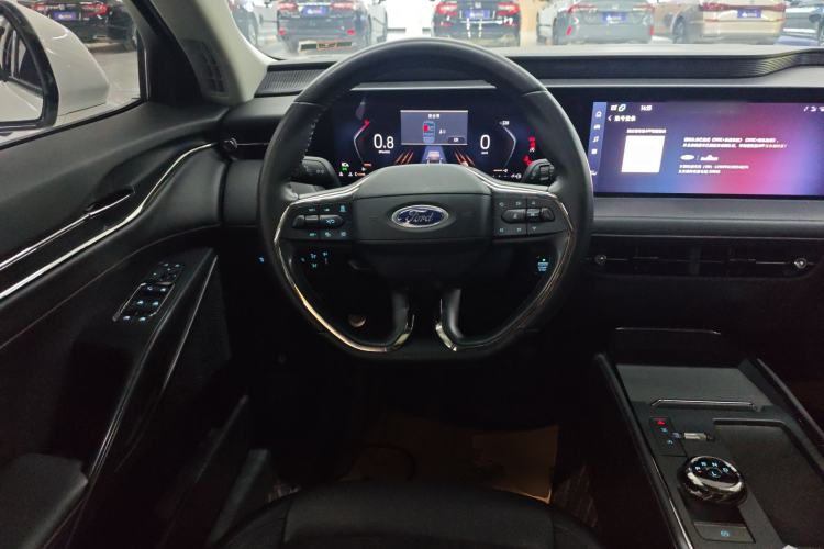 Used Ford Mondeo 2023 EcoBoost 180 Luxury Model Steering Wheel
