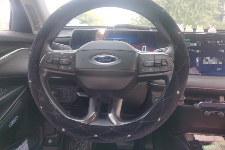 Used Ford Mondeo 2023 1.5T E-Hybrid Luxury Version Steering Wheel