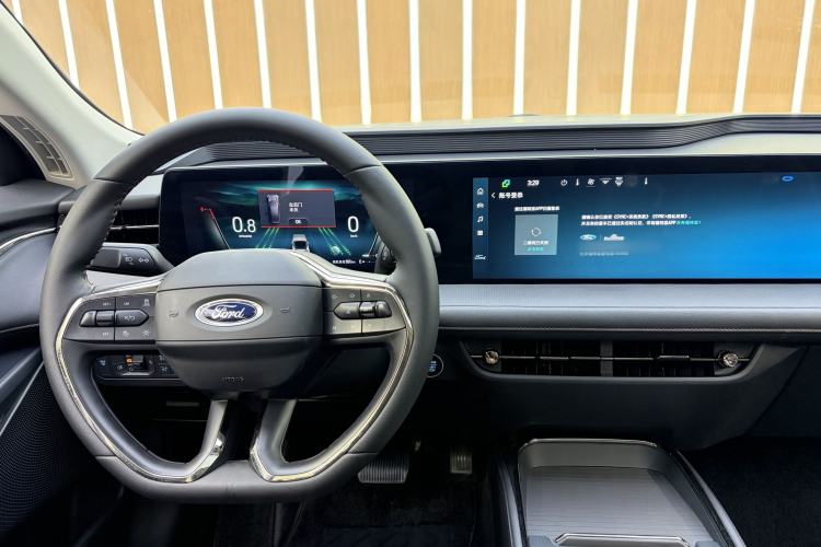 Used Ford Mondeo 2023 EcoBoost 180 Luxury Model Steering Wheel
