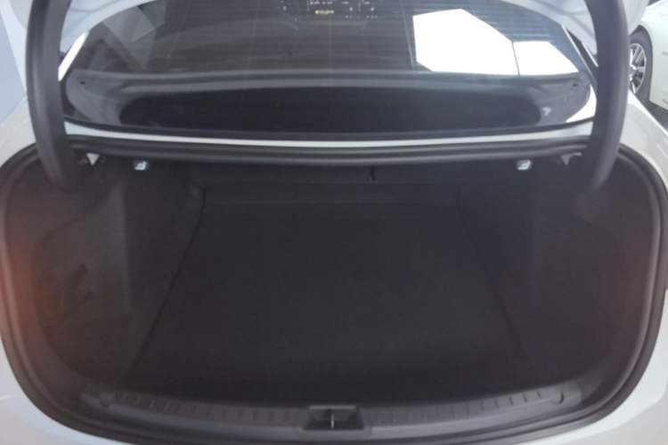 Used Ford Mondeo 2023 EcoBoost 245 Luxury Model Trunk