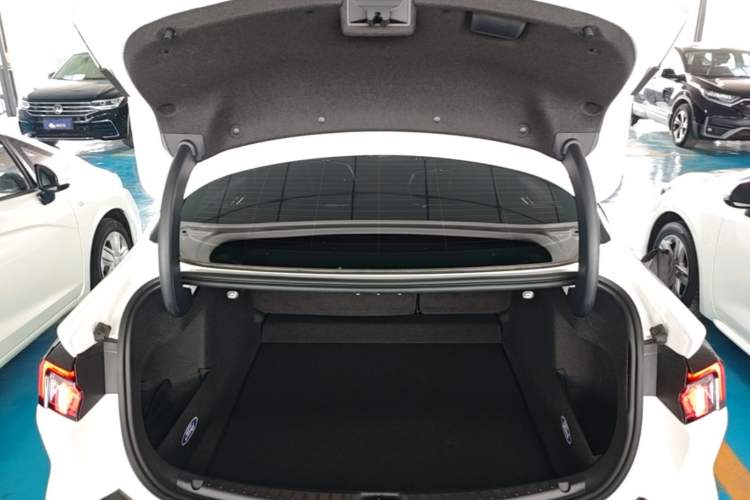 Used Ford Mondeo 2023 EcoBoost 245 Luxury Model Trunk