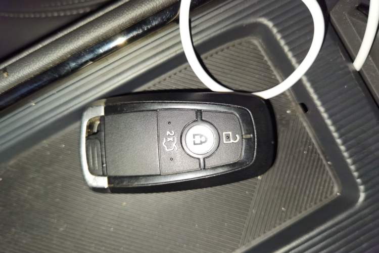 Used Ford Mondeo 2023 EcoBoost 180 Luxury Model Vehicle Key