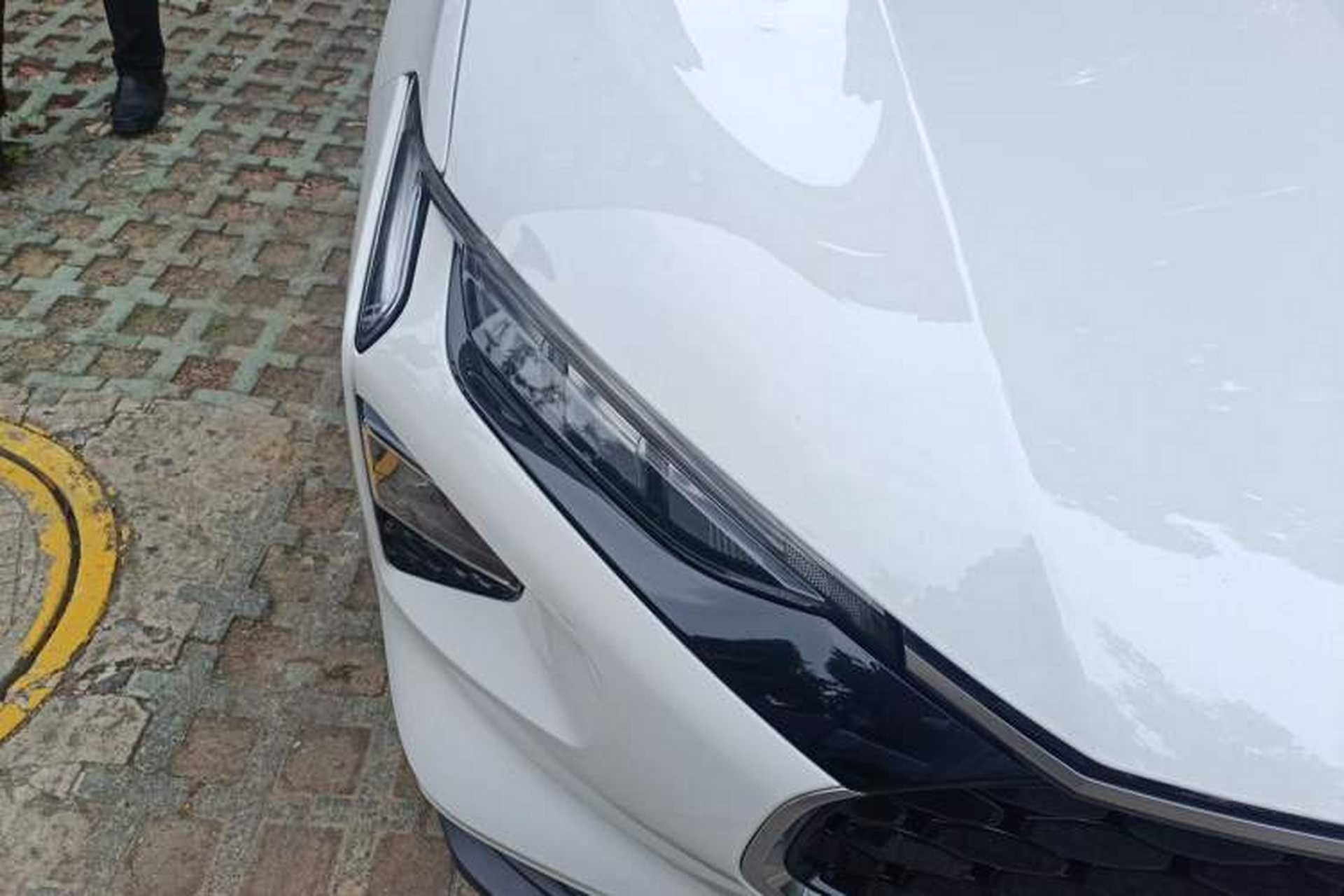Used Ford Mondeo 2024 2.0T E-Hybrid Sport Edition Right Front Headlight