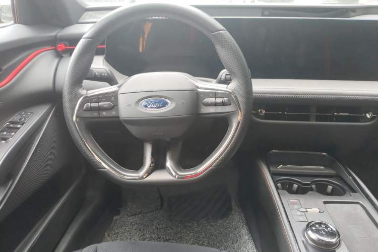 Used Ford Mondeo 2024 2.0T E-Hybrid Sport Edition ST-Line Center Console