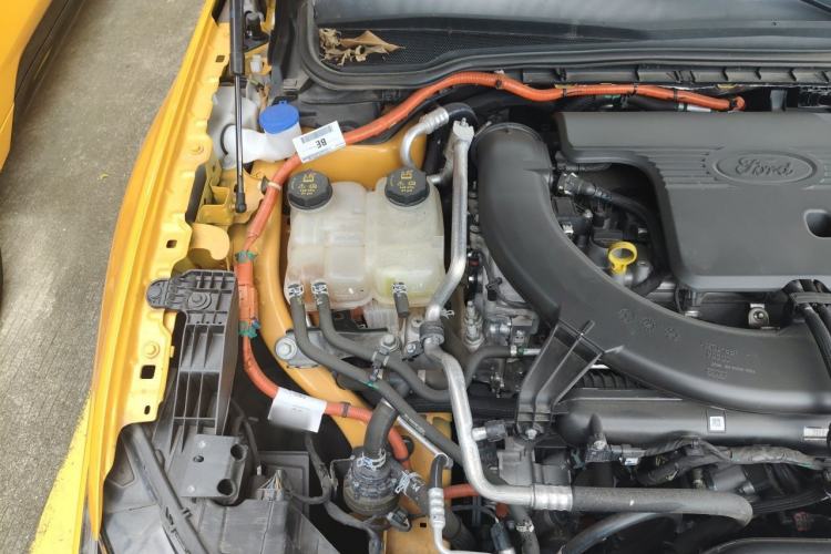 Used Ford Mondeo 2024 2.0T E-Hybrid Sport Edition ST-Line Engine Bay Right