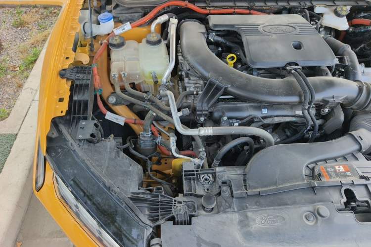 Used Ford Mondeo 2024 2.0T E-Hybrid Sport Edition ST-Line Engine Bay Right
