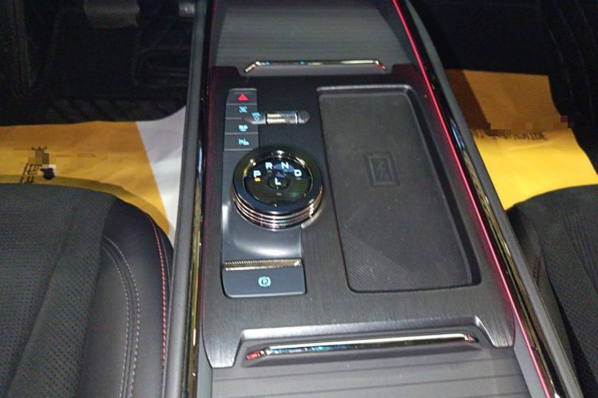Used Ford Mondeo 2024 2.0T E-Hybrid Sport Edition ST-Line Gear Lever