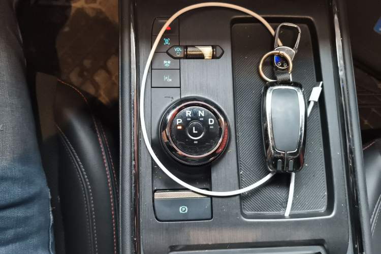 Used Ford Mondeo 2024 2.0T E-Hybrid Sport Edition ST-Line Gear Lever