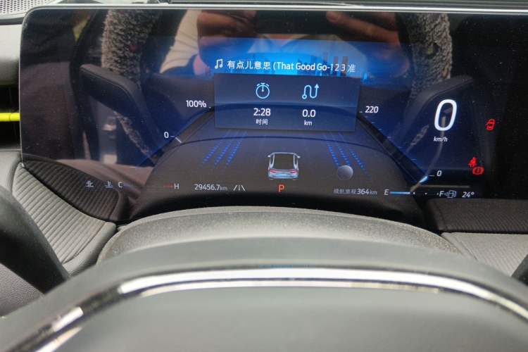 Used Ford Mondeo 2024 2.0T E-Hybrid Sport Edition Odometer Close Up