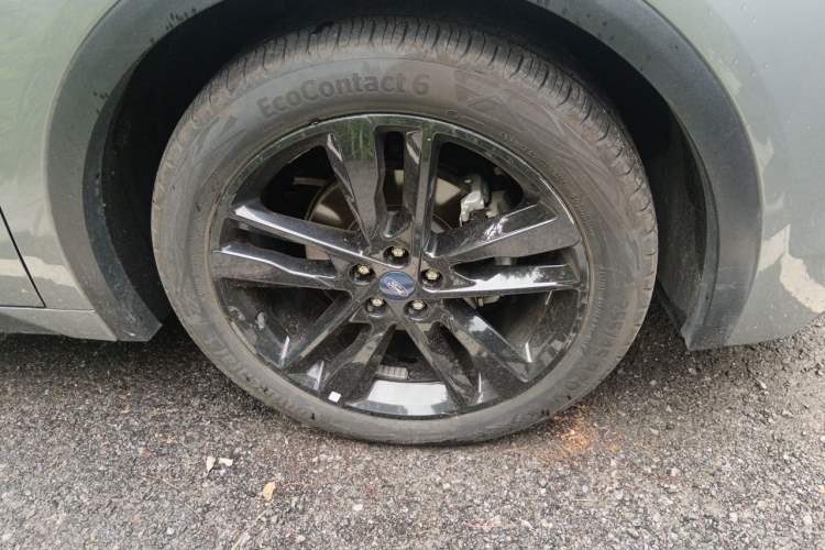 Used Ford Mondeo 2024 2.0T E-Hybrid Sport Edition Right Front Wheel Hub