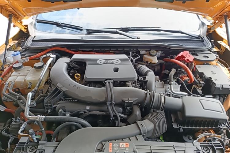 Used Ford Mondeo 2024 2.0T E-Hybrid Sport Edition ST-Line Engine Bay