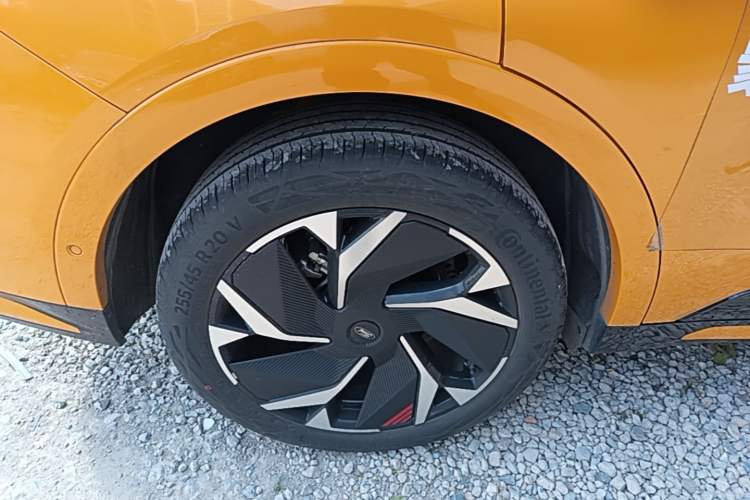 Used Ford Mondeo 2024 2.0T E-Hybrid Sport Edition ST-Line Right Rear Wheel Hub