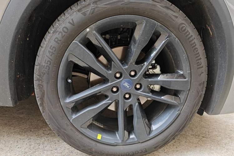 Used Ford Mondeo 2024 2.0T E-Hybrid Sport Edition Right Front Wheel Hub