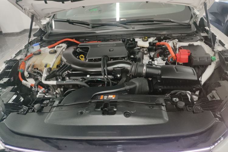 Used Ford Mondeo 2024 2.0T E-Hybrid Sport Edition ST-Line Engine Bay