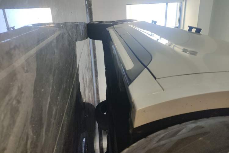Used Ford Mondeo 2024 2.0T E-Hybrid Sport Edition ST-Line Right Side Sill