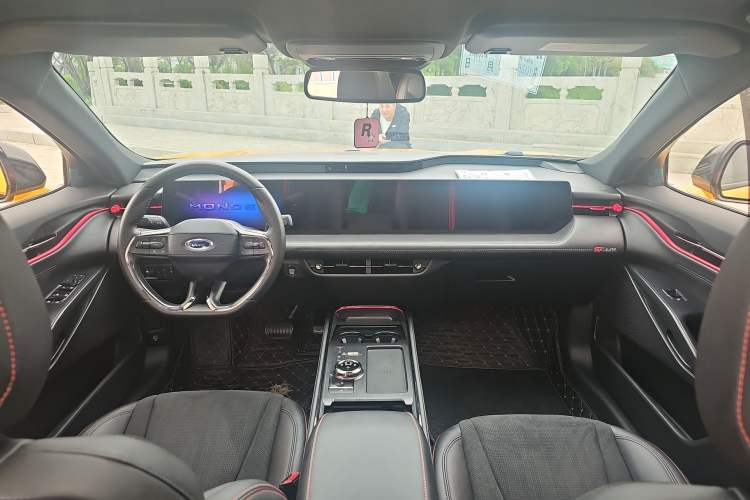 Used Ford Mondeo 2024 2.0T E-Hybrid Sport Edition ST-Line Center Console