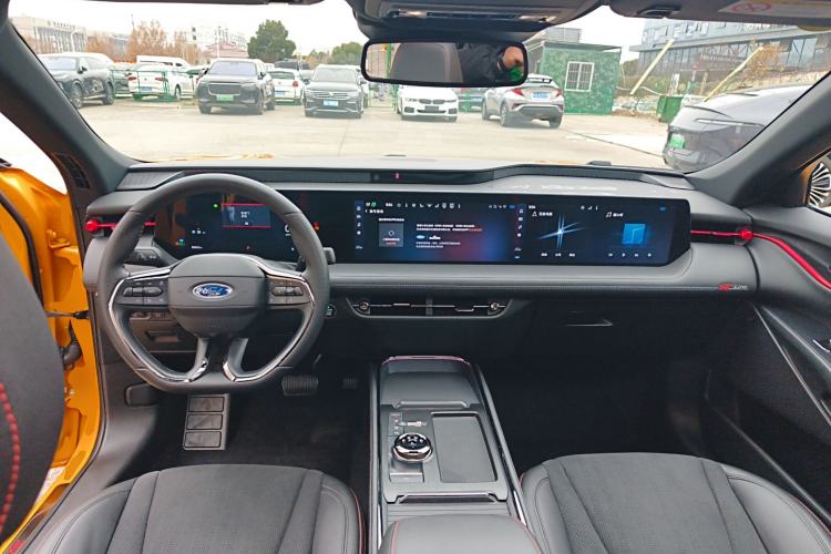 Used Ford Mondeo 2024 2.0T E-Hybrid Sport Edition ST-Line Center Console