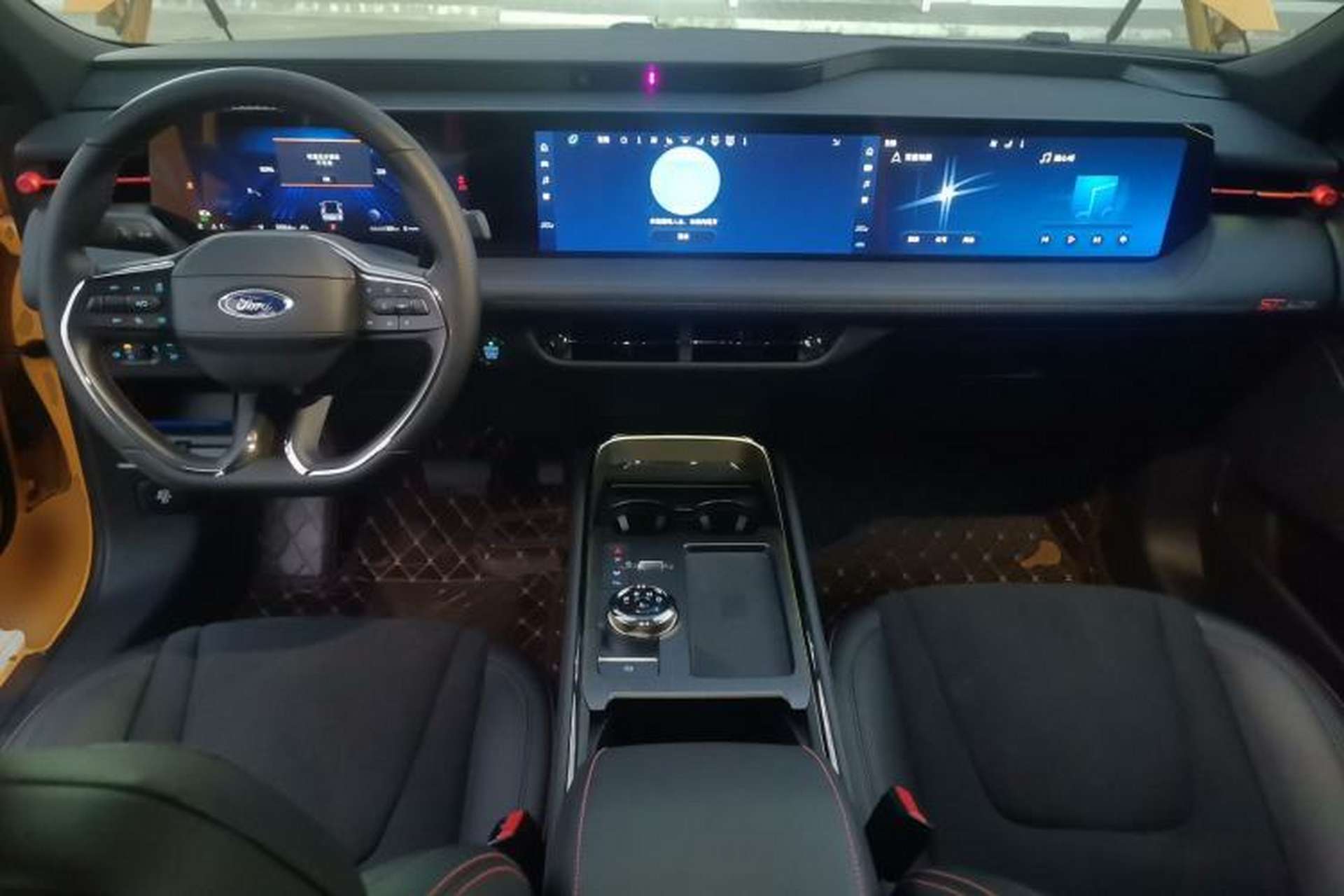 Used Ford Mondeo 2024 2.0T E-Hybrid Sport Edition ST-Line Center Console