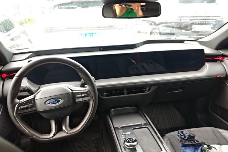 Used Ford Mondeo 2024 2.0T E-Hybrid Sport Edition ST-Line Center Console