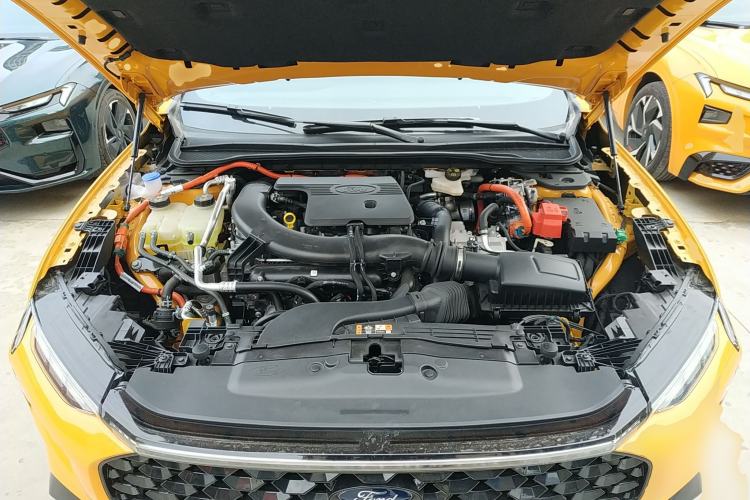 Used Ford Mondeo 2024 2.0T E-Hybrid Sport Edition ST-Line Engine Bay