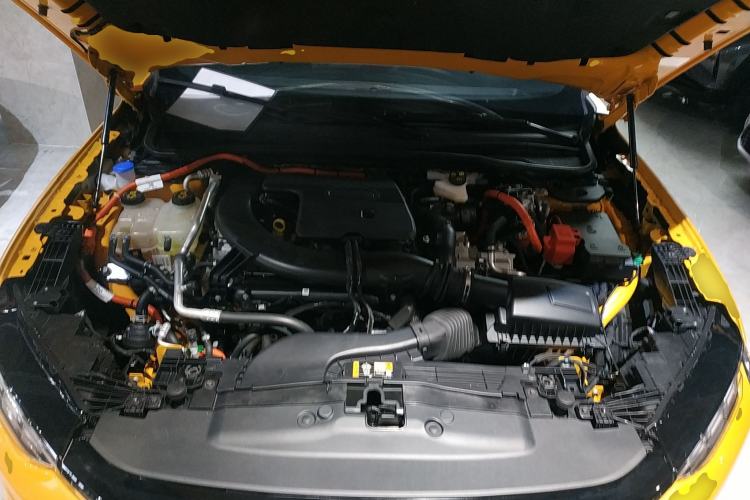 Used Ford Mondeo 2024 2.0T E-Hybrid Sport Edition ST-Line Engine Bay
