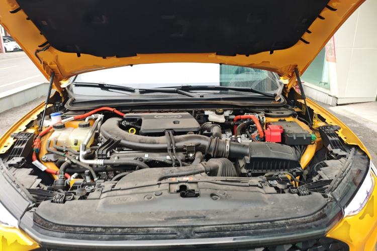 Used Ford Mondeo 2024 2.0T E-Hybrid Sport Edition ST-Line Engine Bay