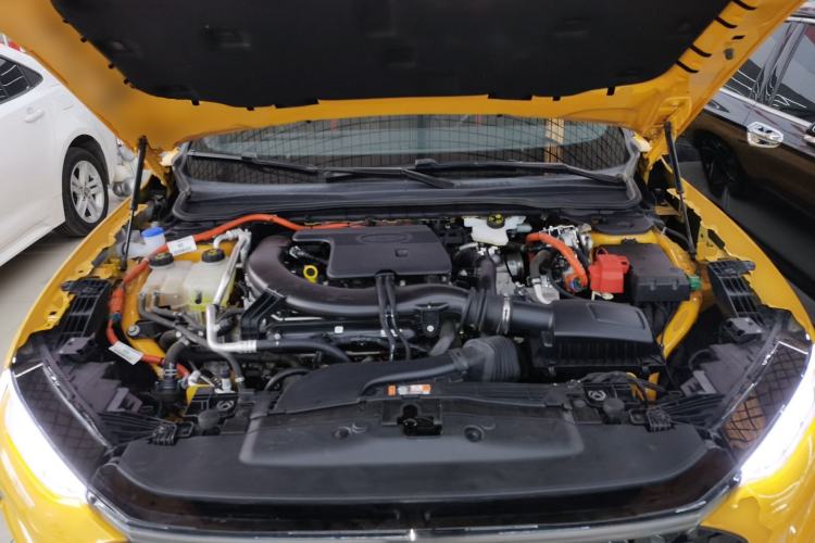 Used Ford Mondeo 2024 2.0T E-Hybrid Sport Edition ST-Line Engine Bay