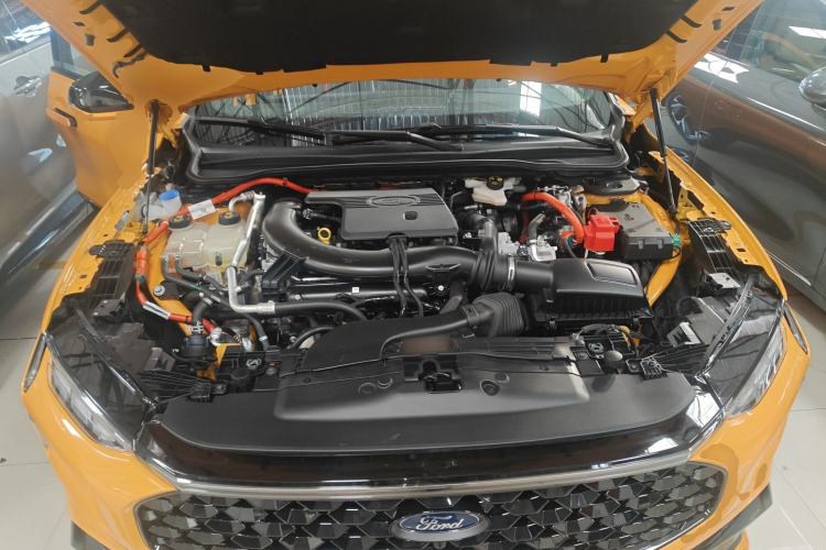 Used Ford Mondeo 2024 2.0T E-Hybrid Sport Edition ST-Line Engine Bay