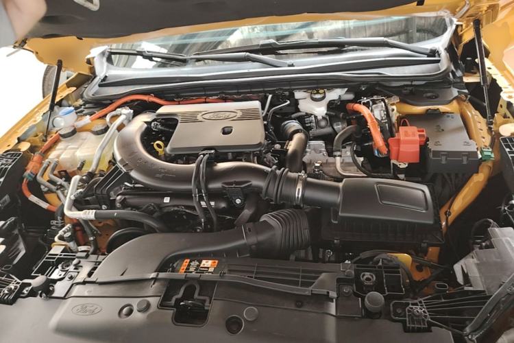 Used Ford Mondeo 2024 2.0T E-Hybrid Sport Edition ST-Line Engine Bay