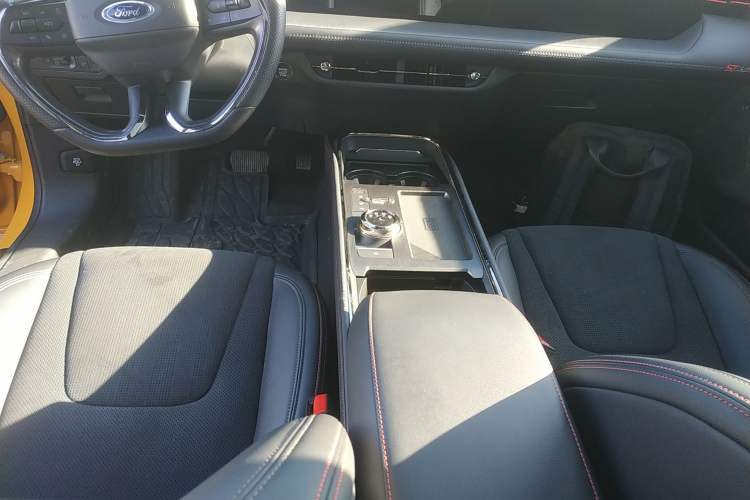 Used Ford Mondeo 2024 2.0T E-Hybrid Sport Edition ST-Line Gear Lever