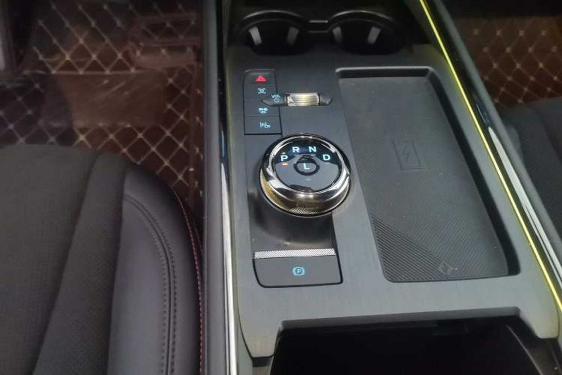 Used Ford Mondeo 2024 2.0T E-Hybrid Sport Edition ST-Line Gear Lever