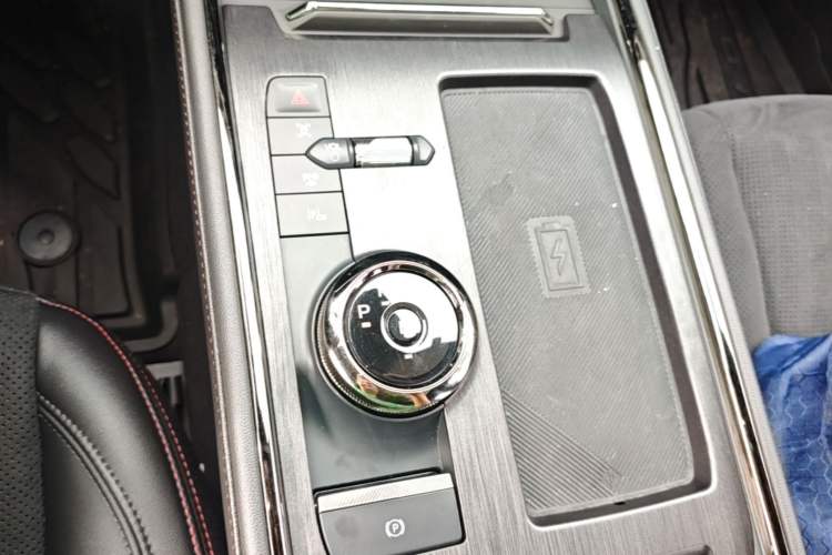 Used Ford Mondeo 2024 2.0T E-Hybrid Sport Edition ST-Line Gear Lever