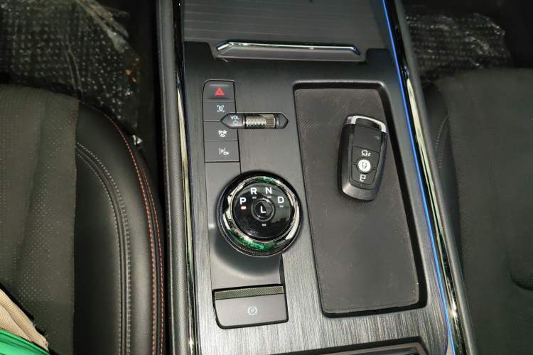 Used Ford Mondeo 2024 2.0T E-Hybrid Sport Edition ST-Line Gear Lever