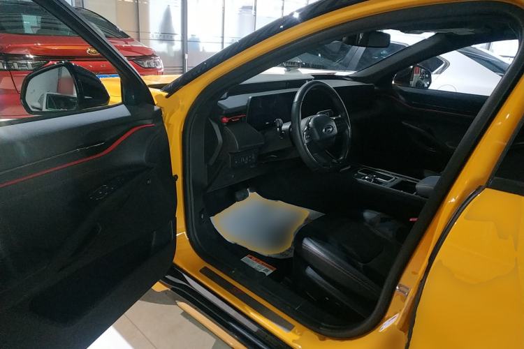 Used Ford Mondeo 2024 2.0T E-Hybrid Sport Edition ST-Line Interior 3