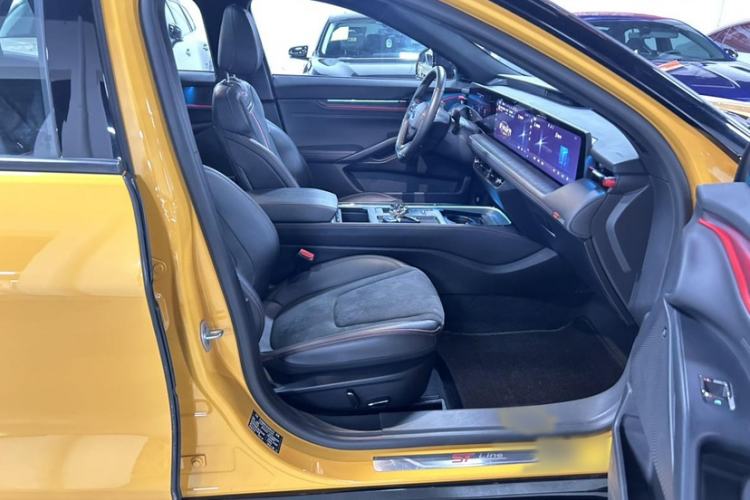 Used Ford Mondeo 2024 2.0T E-Hybrid Sport Edition ST-Line Interior 8