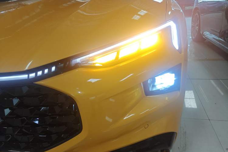Used Ford Mondeo 2024 2.0T E-Hybrid Sport Edition ST-Line Left Front Headlight
