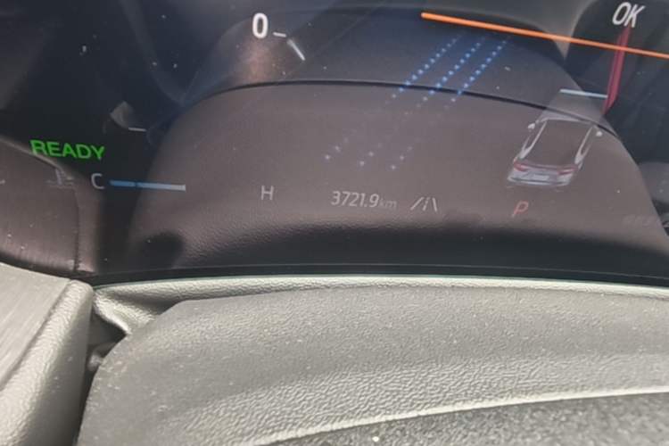 Used Ford Mondeo 2024 2.0T E-Hybrid Sport Edition ST-Line Odometer Close Up