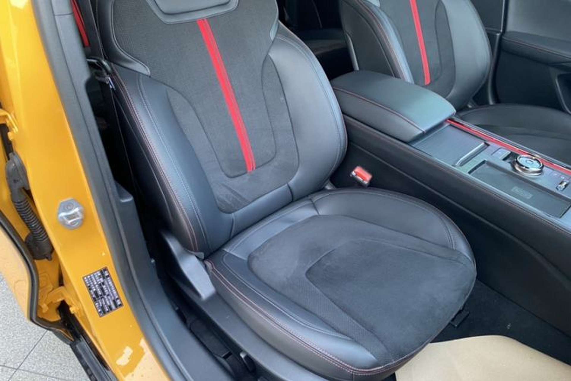 Used Ford Mondeo 2024 2.0T E-Hybrid Sport Edition ST-Line Right Front Seat