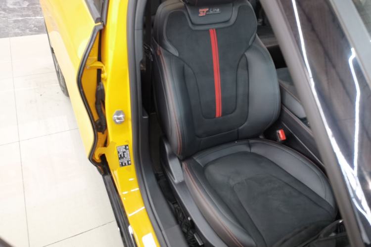 Used Ford Mondeo 2024 2.0T E-Hybrid Sport Edition ST-Line Right Front Seat