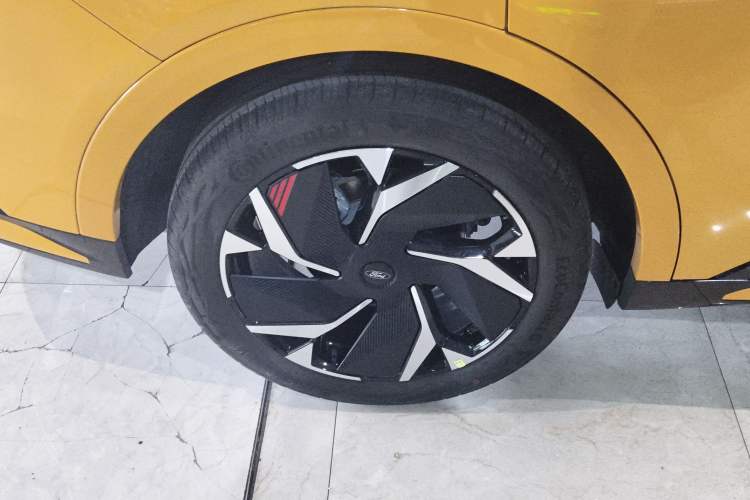 Used Ford Mondeo 2024 2.0T E-Hybrid Sport Edition ST-Line Right Rear Wheel Hub