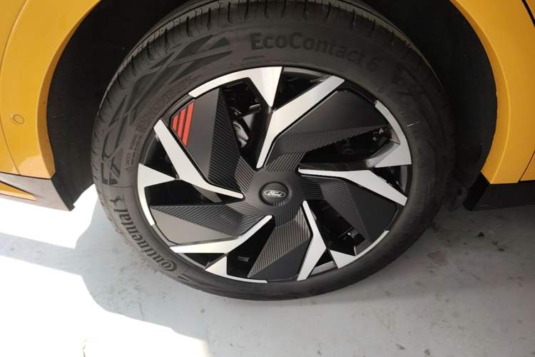 Used Ford Mondeo 2024 2.0T E-Hybrid Sport Edition ST-Line Right Rear Wheel Hub