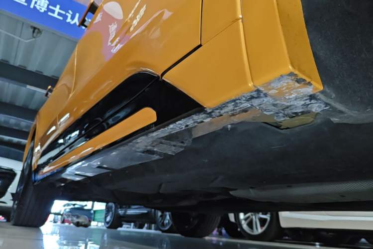 Used Ford Mondeo 2024 2.0T E-Hybrid Sport Edition ST-Line Right Side Sill