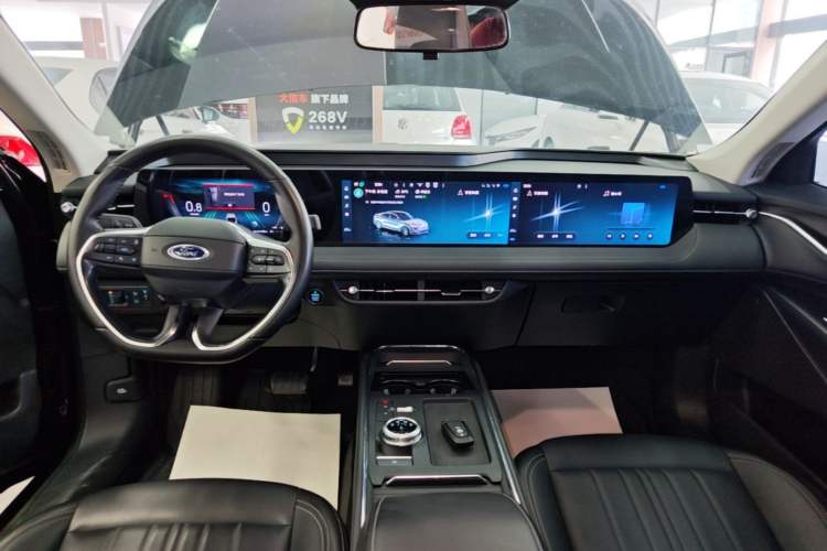 Used Ford Mondeo 2025 1.5T EcoBoost Luxury Version Audio And AC Panel