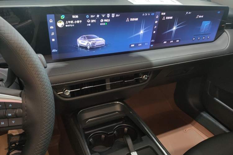 Used Ford Mondeo 2025 2.0T EcoBoost Luxury Version Audio And AC Panel