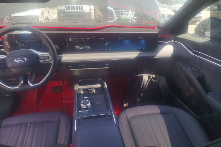 Used Ford Mondeo 2025 2.0T EcoBoost Ultimate Edition Audio And AC Panel