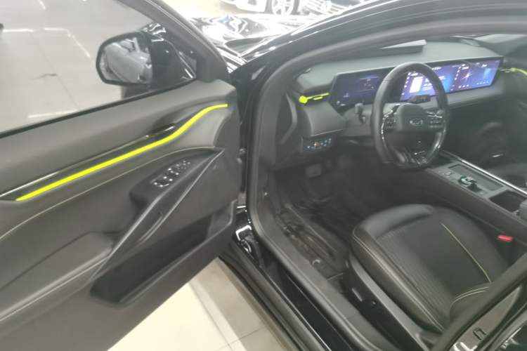 Used Ford Mondeo 2025 2.0T EcoBoost E Hybrid Sport Edition Driver Seat